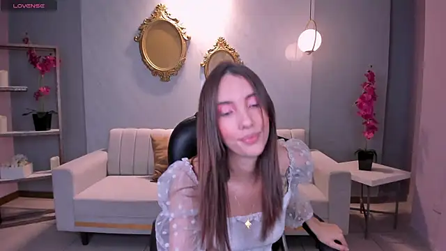 Snapshot of AnaisNin chatting on 26, 2, 2025 AnaisNin online show from 26, 2, 2025