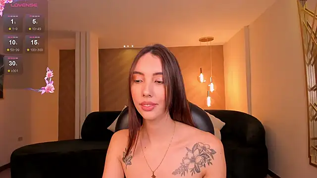 Snapshot of AnaisNin chatting on 28, 2, 2025 AnaisNin online show from 28, 2, 2025