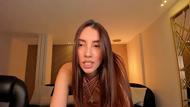 Snapshot of AnaisNin chatting on 1, 3, 2025 AnaisNin online show from 1, 3, 2025