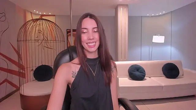 Snapshot of AnaisNin chatting on 13, 3, 2025 AnaisNin online show from 13, 3, 2025