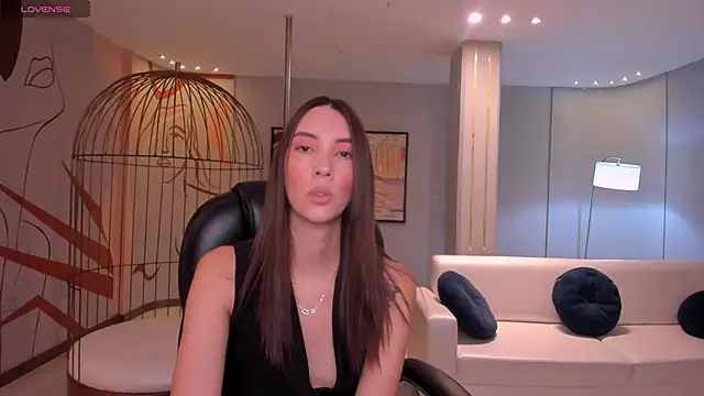 Snapshot of AnaisNin chatting on 14, 3, 2025 AnaisNin online show from 14, 3, 2025