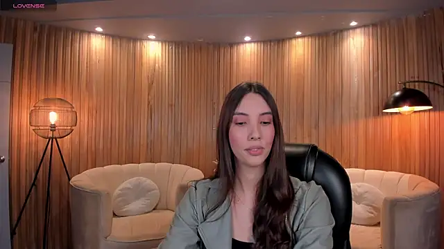 Snapshot of AnaisNin chatting on 15, 10, 2025 AnaisNin online show from 15, 10, 2025