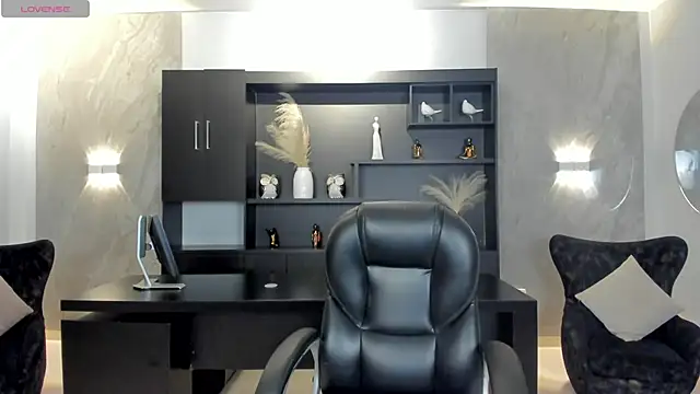 Snapshot of AnaisNin chatting on 30, 10, 2025 AnaisNin online show from 30, 10, 2025