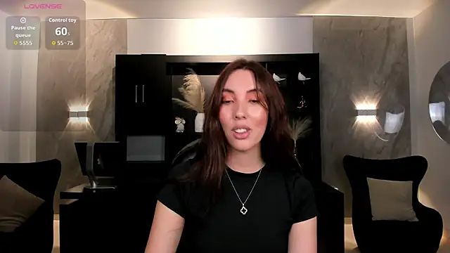 Snapshot of AnaisNin chatting on 31, 10, 2025 AnaisNin online show from 31, 10, 2025