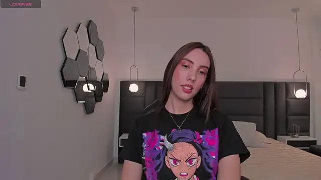 Snapshot of AnaisNin chatting on 13, 11, 2025 AnaisNin online show from 13, 11, 2025