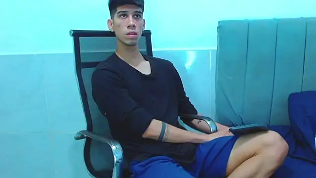 Snapshot of jhony-sex chatting on 6, 1, 2026 jhony-sex online show from 6, 1, 2026