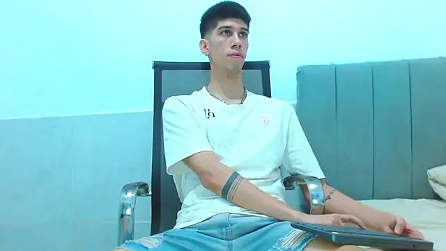 Snapshot of jhony-sex chatting on 25, 2, 2026 jhony-sex online show from 25, 2, 2026