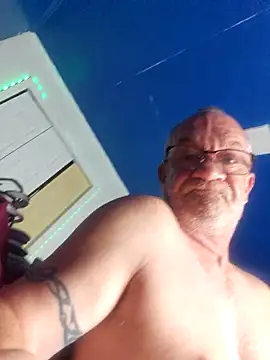 justjerkinaround666 online show from 21, 2, 2026