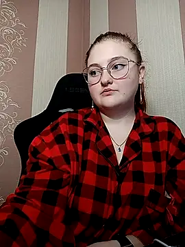 WhiteBellaX online show from 8, 2, 2026