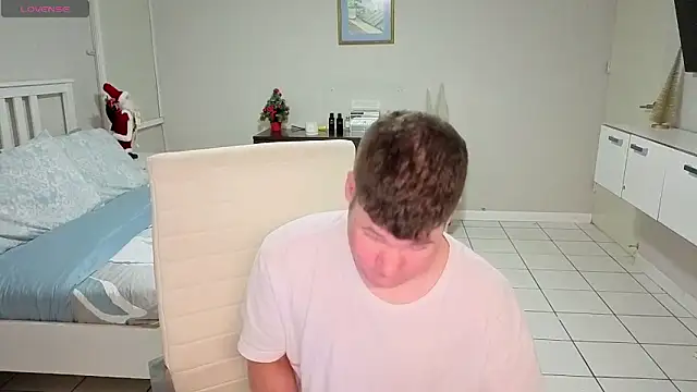 Lorenzo hernandez online show from 3, 12, 2025