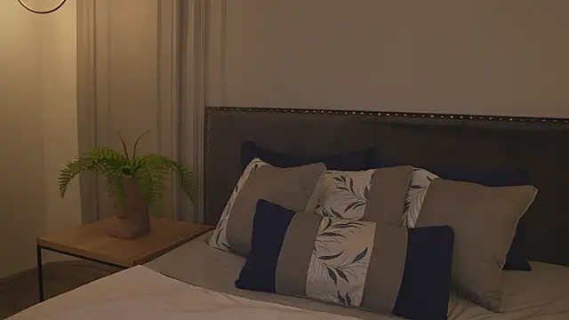 Snapshot of IrisBaker chatting on 12, 2, 2026 IrisBaker online show from 12, 2, 2026