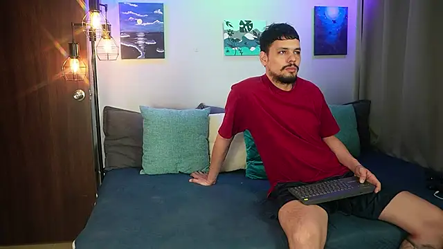 Snapshot of Cleoanubis- chatting on 23, 7, 2026 Cleoanubis- online show from 23, 7, 2026