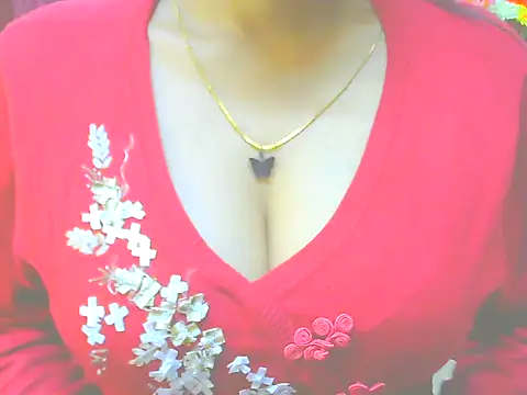 Snapshot of ishmita99 chatting on 19, 12, 2024 ishmita99 online show from 19, 12, 2024