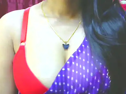 Snapshot of ishmita99 chatting on 22, 2, 2025 ishmita99 online show from 22, 2, 2025