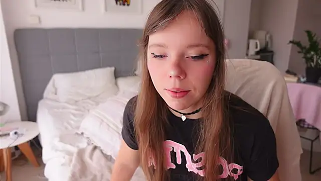 Snapshot of Ayra_Lust chatting on 18, 1, 2026 Ayra Lust online show from 18, 1, 2026