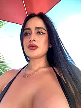 Alexandra duque online show from 25, 9, 2025