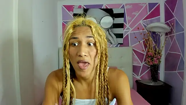 Snapshot of Brisahott chatting on 31, 1, 2025 Brisahott online show from 31, 1, 2025