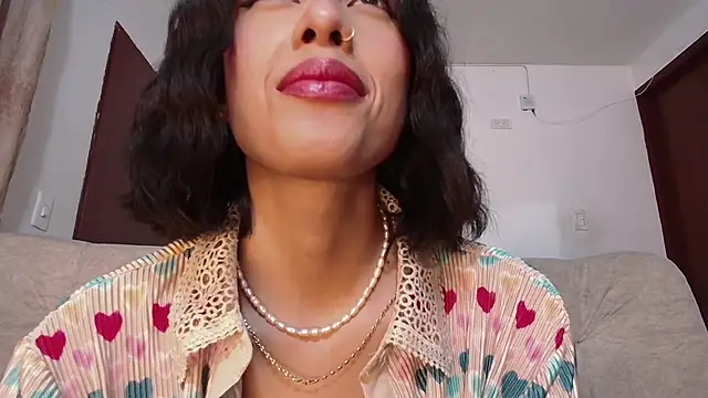 Snapshot of cataleyya_666 chatting on 5, 1, 2025 cataleyya 666 online show from 5, 1, 2025