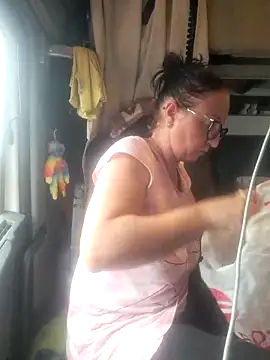 Snapshot of cuplubijoanna chatting on 2, 3, 2025 cuplubijoanna online show from 2, 3, 2025