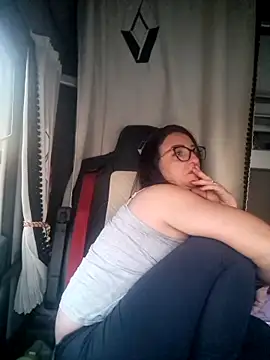 Snapshot of cuplubijoanna chatting on 8, 3, 2025 cuplubijoanna online show from 8, 3, 2025