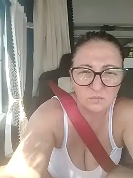 Snapshot of cuplubijoanna chatting on 17, 9, 2025 cuplubijoanna online show from 17, 9, 2025