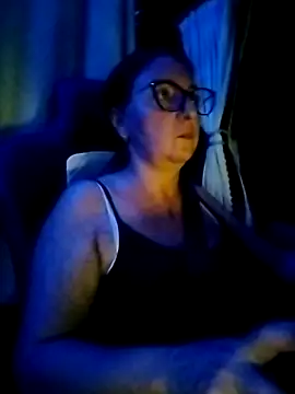 Snapshot of cuplubijoanna chatting on 10, 10, 2025 cuplubijoanna online show from 10, 10, 2025