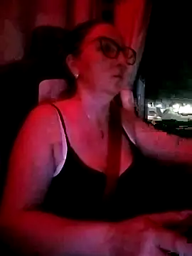 Snapshot of cuplubijoanna chatting on 12, 11, 2025 cuplubijoanna online show from 12, 11, 2025