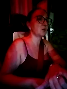 Snapshot of cuplubijoanna chatting on 22, 11, 2025 cuplubijoanna online show from 22, 11, 2025