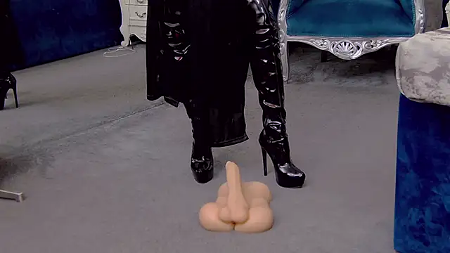 Snapshot of EmmaDevereaux chatting on 18, 3, 2025 EmmaDevereaux online show from 18, 3, 2025