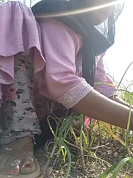 Snapshot of Simaran_bhabhi chatting on 7, 2, 2025 Simaran bhabhi online show from 7, 2, 2025