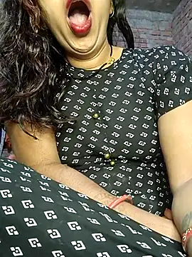 Snapshot of Simaran_bhabhi chatting on 3, 3, 2025 Simaran bhabhi online show from 3, 3, 2025