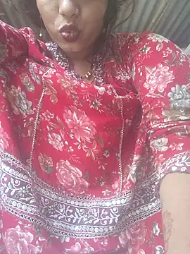 Snapshot of Simaran_bhabhi chatting on 3, 10, 2025 Simaran bhabhi online show from 3, 10, 2025