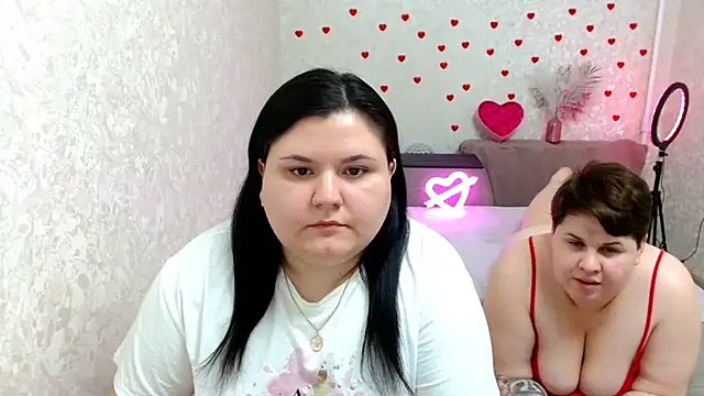 BeckyAndHellen online show from 3, 3, 2025