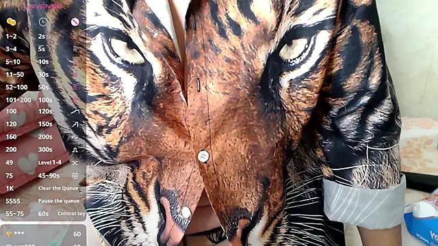 RoseStarr online show from 8, 10, 2025