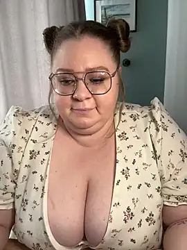 Chloe WS online show from 28, 2, 2025