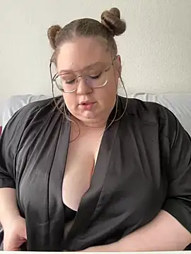 Chloe WS online show from 17, 3, 2025