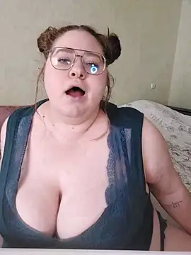 Chloe WS online show from 11, 9, 2025