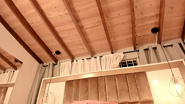 Twwiiggy online show from 27, 2, 2025