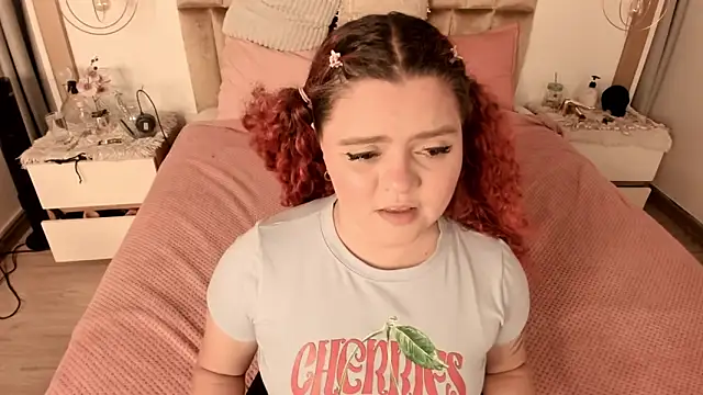 Twwiiggy online show from 28, 2, 2025