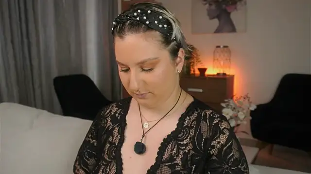 Ximenna Cruz online show from 21, 2, 2026