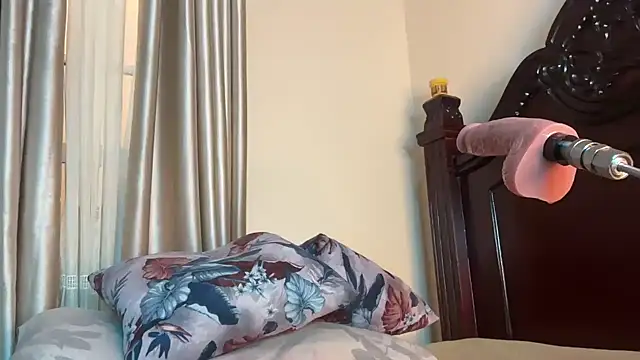 SexyAudreyFuck online show from 27, 2, 2025