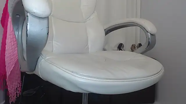 Snapshot of paiper_halliwey chatting on 13, 3, 2025 paiper halliwey online show from 13, 3, 2025