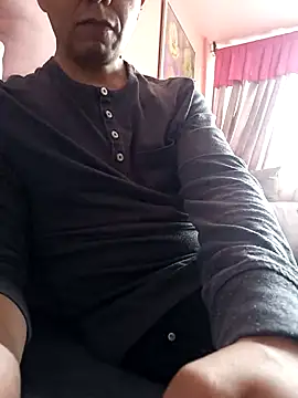 Snapshot of GuapoCoqueto chatting on 26, 11, 2025 GuapoCoqueto online show from 26, 11, 2025