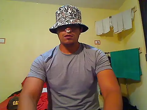 Snapshot of lozter345 chatting on 9, 10, 2025 lozter345 online show from 9, 10, 2025