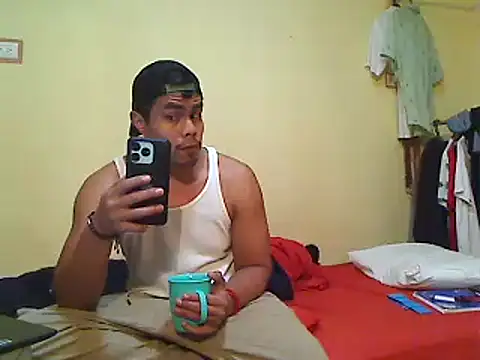 Snapshot of lozter345 chatting on 10, 11, 2025 lozter345 online show from 10, 11, 2025