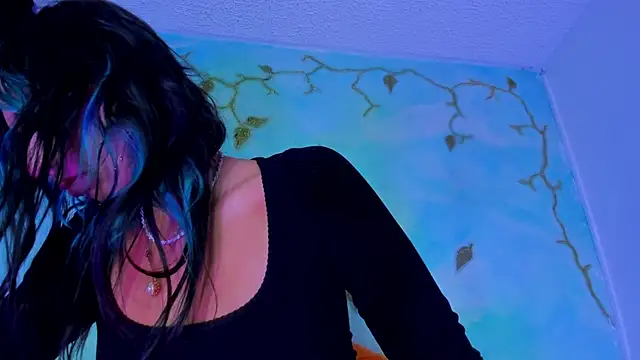 SaturnooStonee online show from 10, 2, 2026