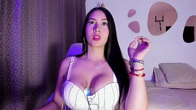 Snapshot of ValentinaaF chatting on 22, 12, 2025 ValentinaaF online show from 22, 12, 2025