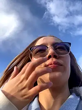 melody-dy online show from 8, 10, 2025