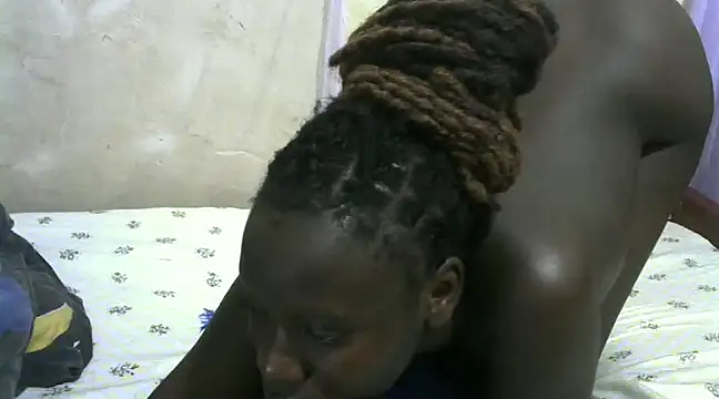 Snapshot of sexy_butty_ chatting on 13, 12, 2024 sexy butty online show from 13, 12, 2024