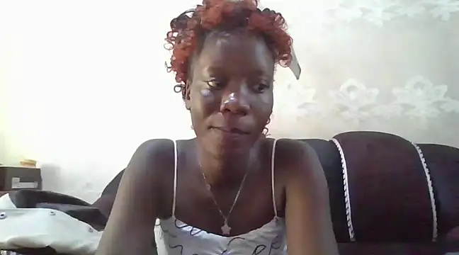 Snapshot of sexy_butty_ chatting on 8, 1, 2025 sexy butty online show from 8, 1, 2025